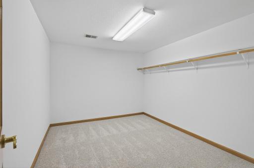 2520 Arbor Court, Saint Paul, MN 55120
