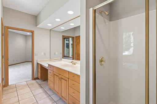 2520 Arbor Court, Saint Paul, MN 55120