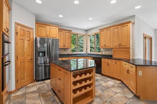 2520 Arbor Court, Saint Paul, MN 55120