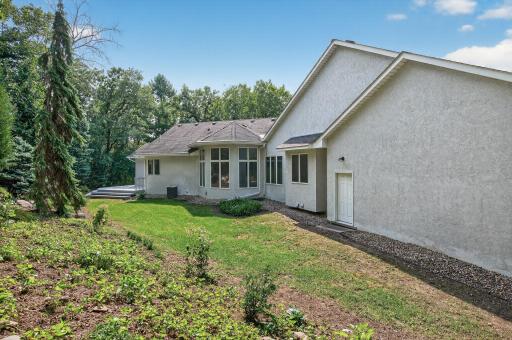 2520 Arbor Court, Saint Paul, MN 55120