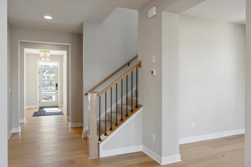 5512 Scenic Loop Run, Chaska, MN 55386