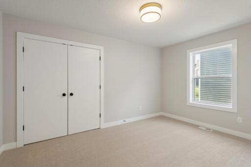 5512 Scenic Loop Run, Chaska, MN 55386