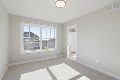 5512 Scenic Loop Run, Chaska, MN 55386