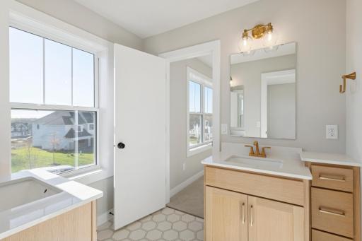 5512 Scenic Loop Run, Chaska, MN 55386