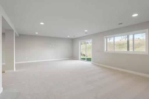 5512 Scenic Loop Run, Chaska, MN 55386