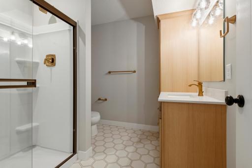 5512 Scenic Loop Run, Chaska, MN 55386