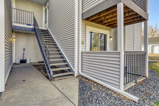 1713 Fulham St Unit F - Web Quality - 003 - 02 Exterior Front.jpg