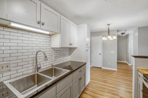 1713 Fulham St Unit F - Web Quality - 014 - 13 Kitchen.jpg