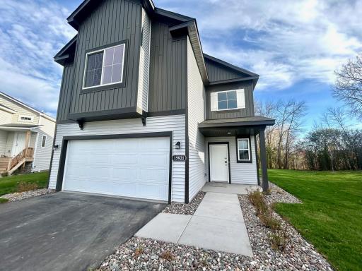 15921 Finale Ct N, Hugo