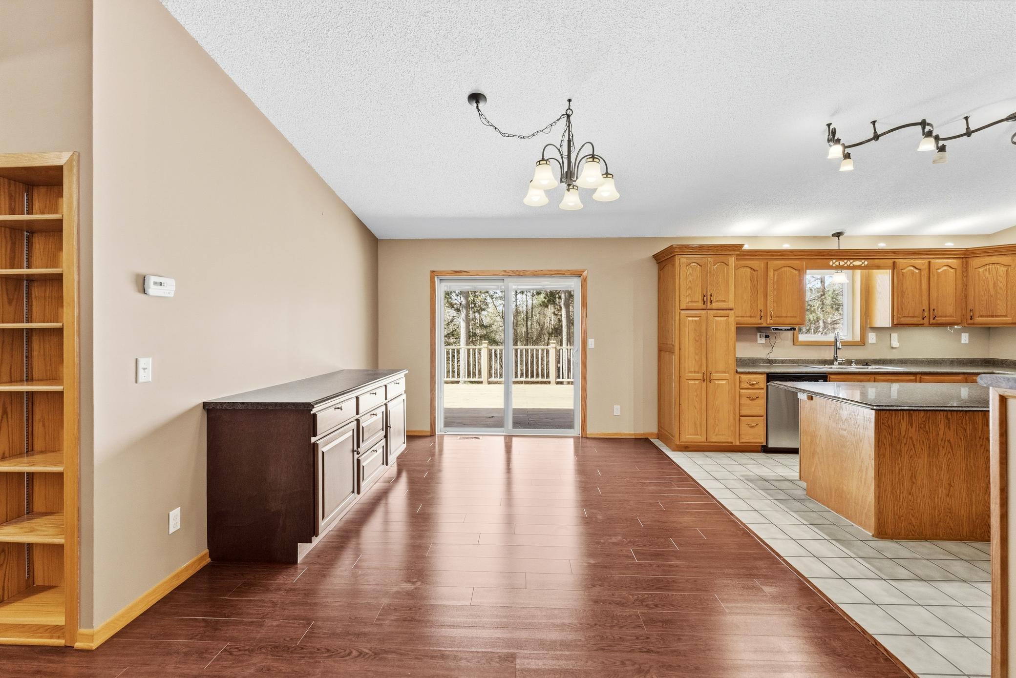 Buffett attached to wall