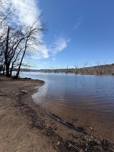 1516 Twin Springs Road, Houlton, WI 54082