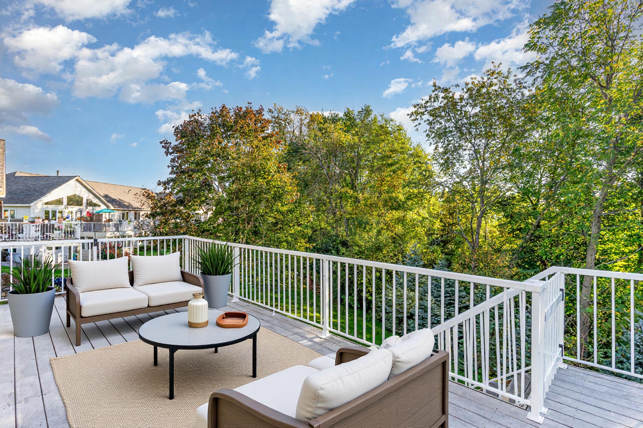 Virtually Staged, Deck
