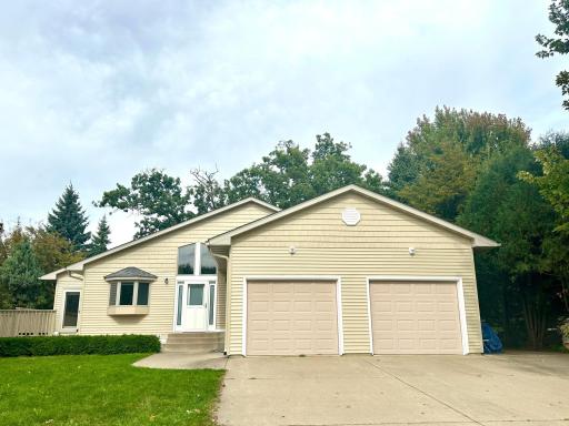 732 Hi Park Avenue, Red Wing, MN 55066