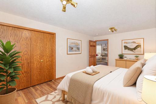 732 Hi Park Avenue, Red Wing, MN 55066
