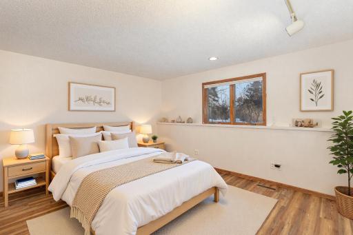732 Hi Park Avenue, Red Wing, MN 55066