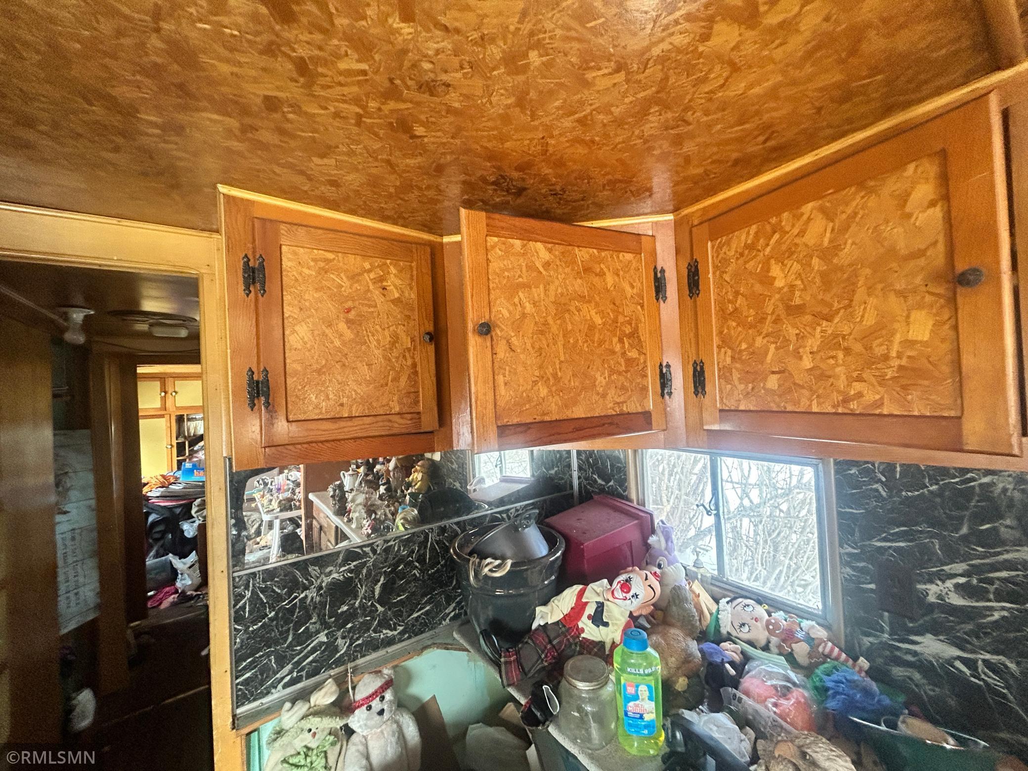 Kitchen cabinets Mobile home