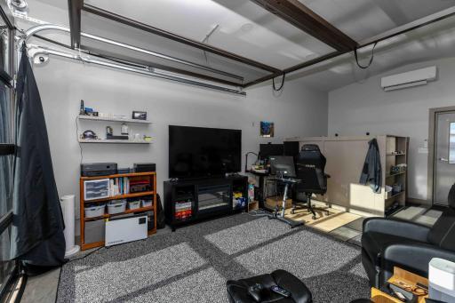 Great space to use as you please!