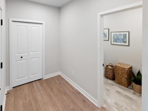 7848 Austin Path Inver Grove Heights MN 55077 USA-013-030-013-MLS_Size.jpg