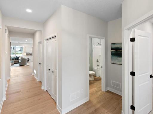 7848 Austin Path Inver Grove Heights MN 55077 USA-008-007-008-MLS_Size.jpg