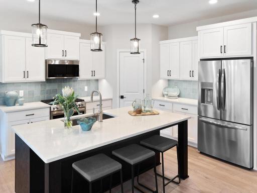 7848 Austin Path Inver Grove Heights MN 55077 USA-016-018-016-MLS_Size.jpg