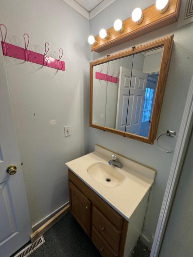 813 4th Street SE, Bemidji, MN 56601