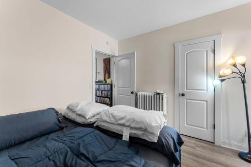 30-web-or-mls-1500 26th Ave NE-38.jpg