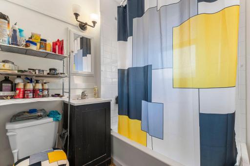 36-web-or-mls-1500 26th Ave NE-68.jpg