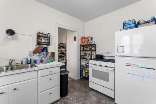 34-web-or-mls-1500 26th Ave NE-58.jpg