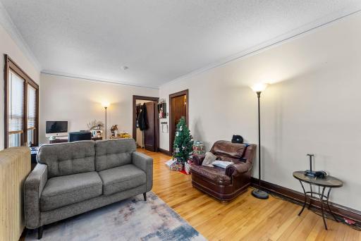 39-web-or-mls-1500 26th Ave NE-83.jpg