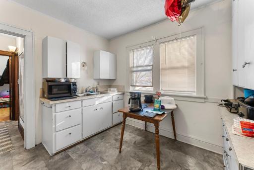 53-web-or-mls-1500 26th Ave NE-153.jpg