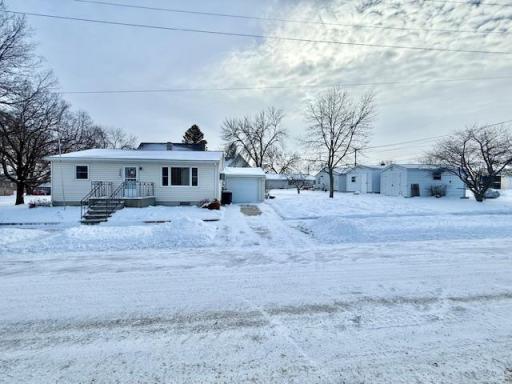 320 W 3rd Street, Morton, MN 56270
