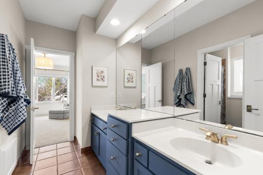 2125 Carriage Lane, Wayzata, MN 55391