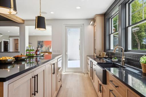 NIH_AHT_Dunwoody Ave_081.jpg