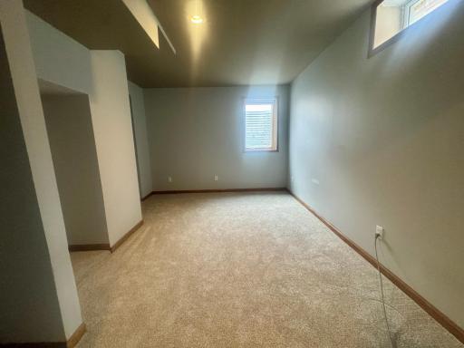 5239 N 6th Street, Minneapolis, MN 55430