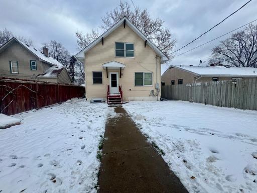5239 N 6th Street, Minneapolis, MN 55430