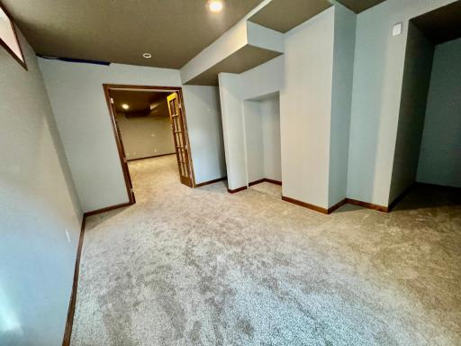 5239 N 6th Street, Minneapolis, MN 55430
