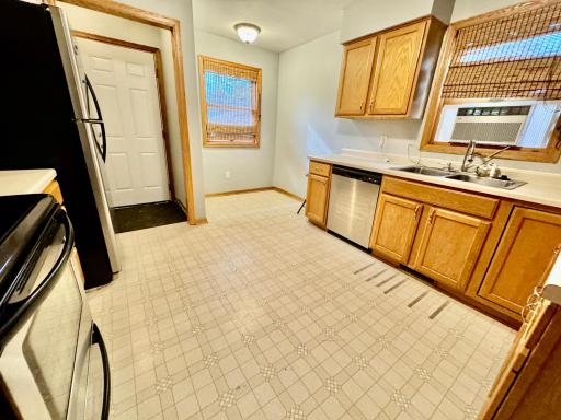 5239 N 6th Street, Minneapolis, MN 55430