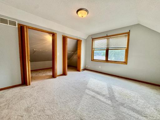 5239 N 6th Street, Minneapolis, MN 55430