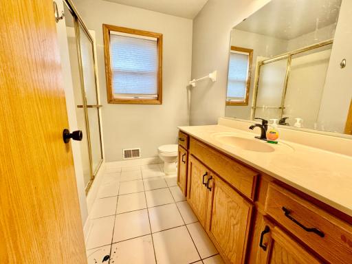 5239 N 6th Street, Minneapolis, MN 55430