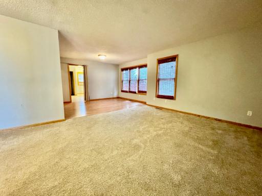 5239 N 6th Street, Minneapolis, MN 55430