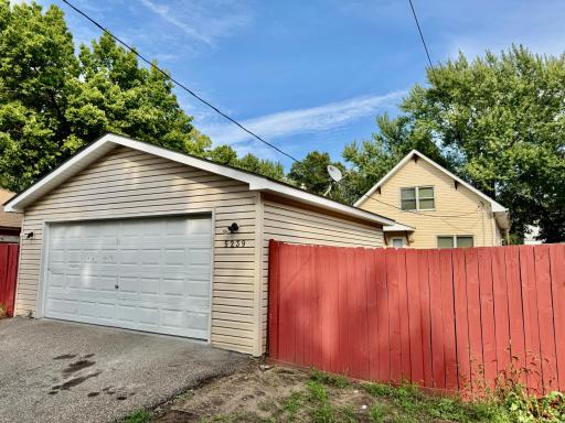 5239 N 6th Street, Minneapolis, MN 55430