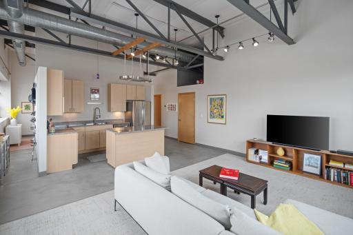 111 E Franklin Avenue, 316, Minneapolis, MN 55404