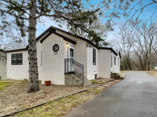 Photo for 2022 English Street, Saint Paul, MN 55109 - listing #6823073 2022 English Street, Saint Paul, MN 55109