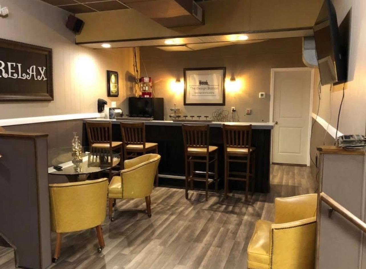 Retail-Lounge Area circa 2019
