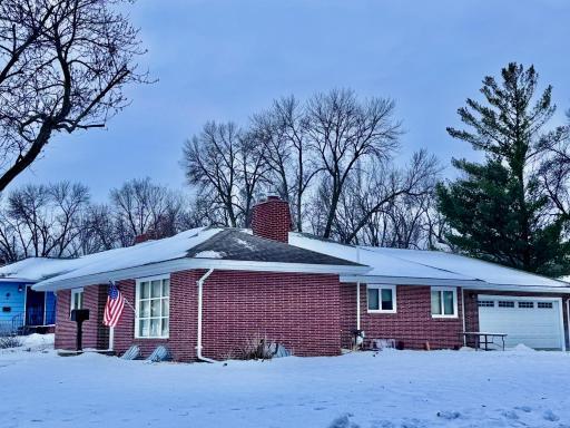 400 S Hill Street, Marshall, MN 56258
