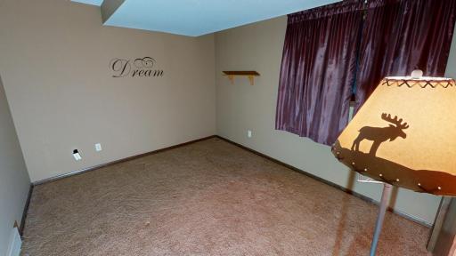 941 Mary Avenue, Willmar, MN 56201