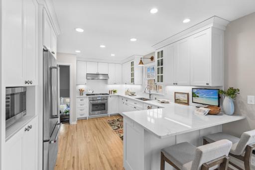 18427 Heathcote Lane, Wayzata, MN 55391