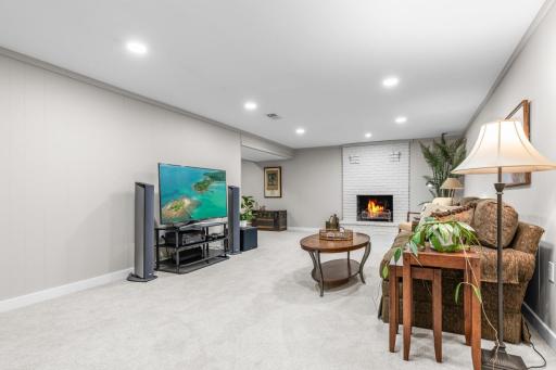 18427 Heathcote Lane, Wayzata, MN 55391