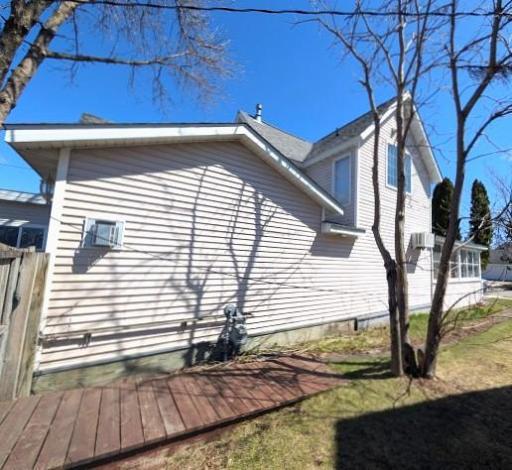 1007 Dewey Avenue NE, Bemidji, MN 56601