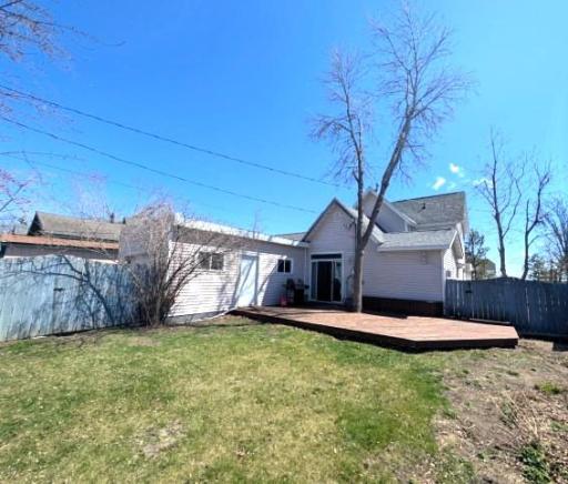 1007 Dewey Avenue NE, Bemidji, MN 56601